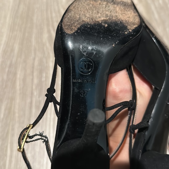 Chanel Slingback Heels - Picture 3 of 6